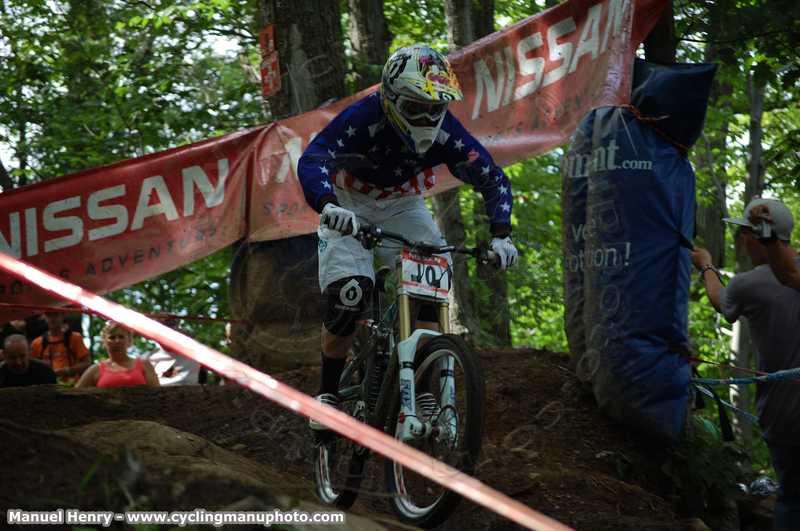 010_1-Aaron Gwin